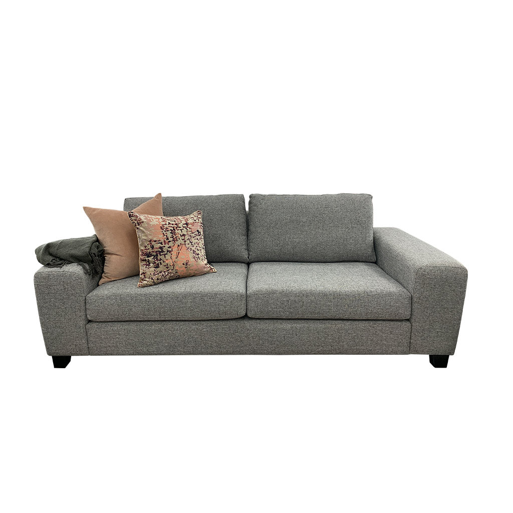 Boston 3str in Massimo Silver fabric