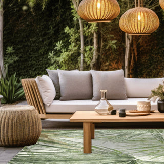 Outdoor cushions, throws and rugs