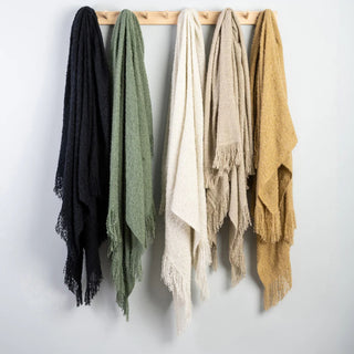 Throw - Clara - Black