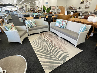 Cayman Outdoor Lounge