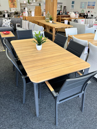 Faro outdoor table charcoal powder coated aluminium with teak top