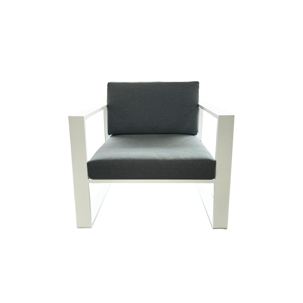 Manhattan lounge outlet chair