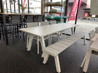 Perez Bermuda Outdoor Picnic Set